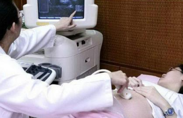 香港验血黑中介骗,实属罕见！34岁女子辛苦备孕二胎几年，结果怀上“异地双胞